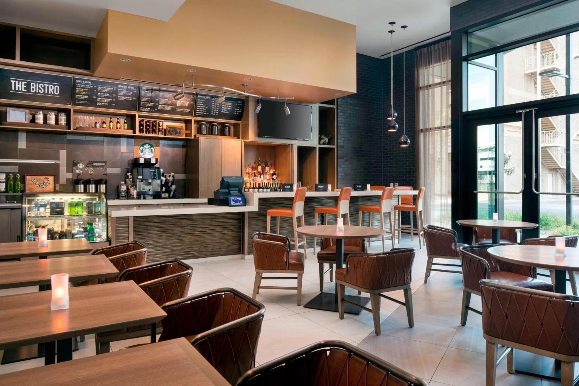 Courtyard By Marriott Phoenix Downtown Exteriör bild