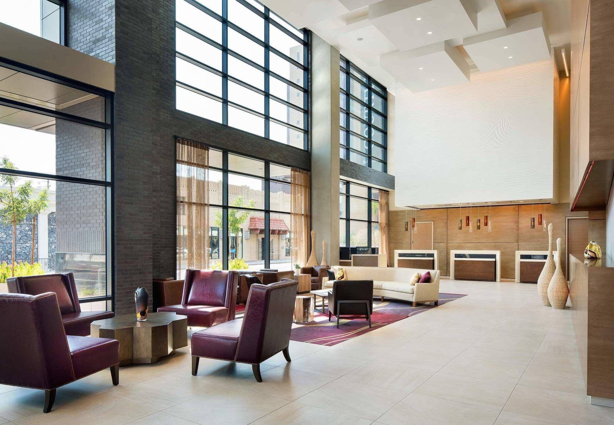 Courtyard By Marriott Phoenix Downtown Exteriör bild